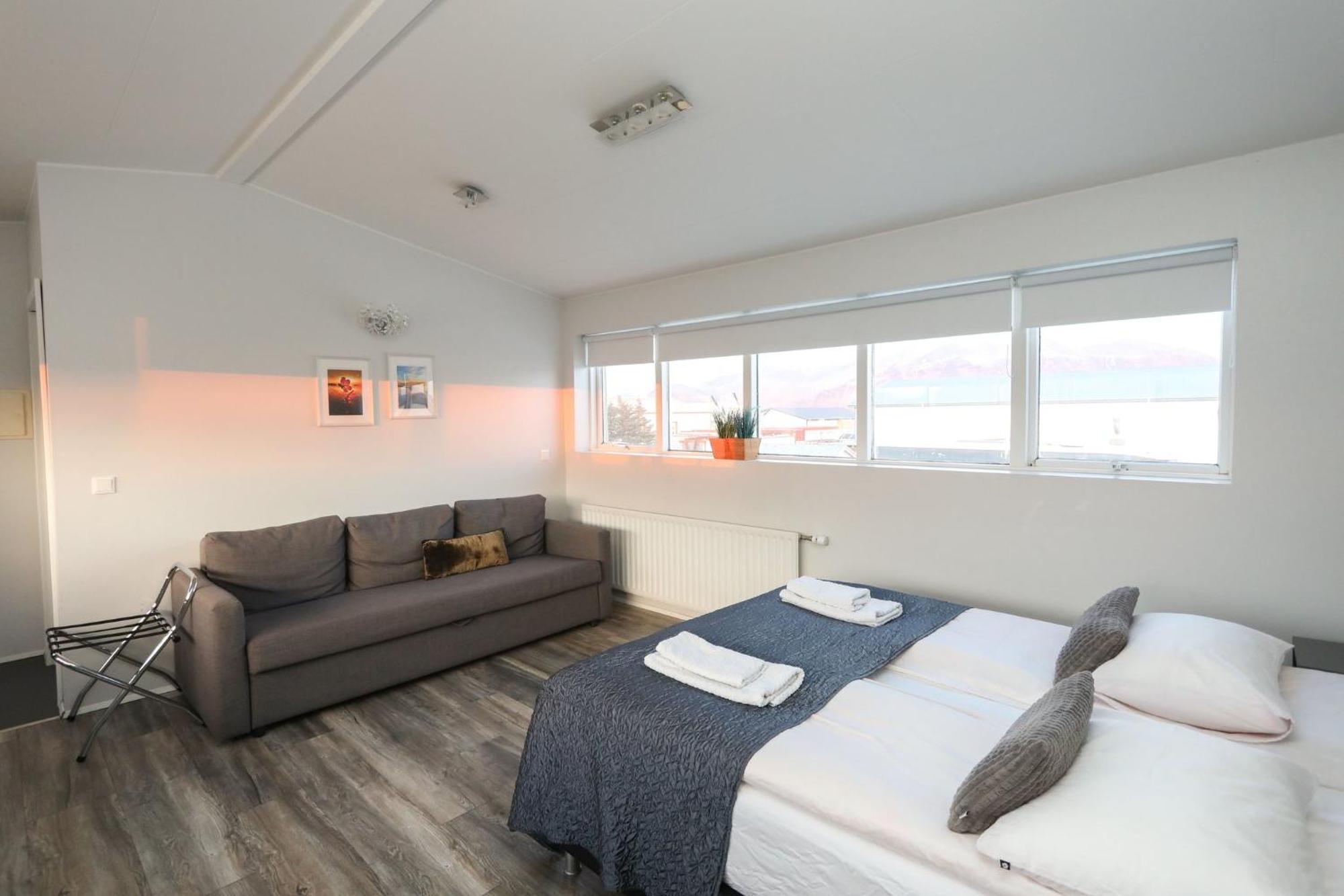 Skyjaborg Apartments Höfn Esterno foto